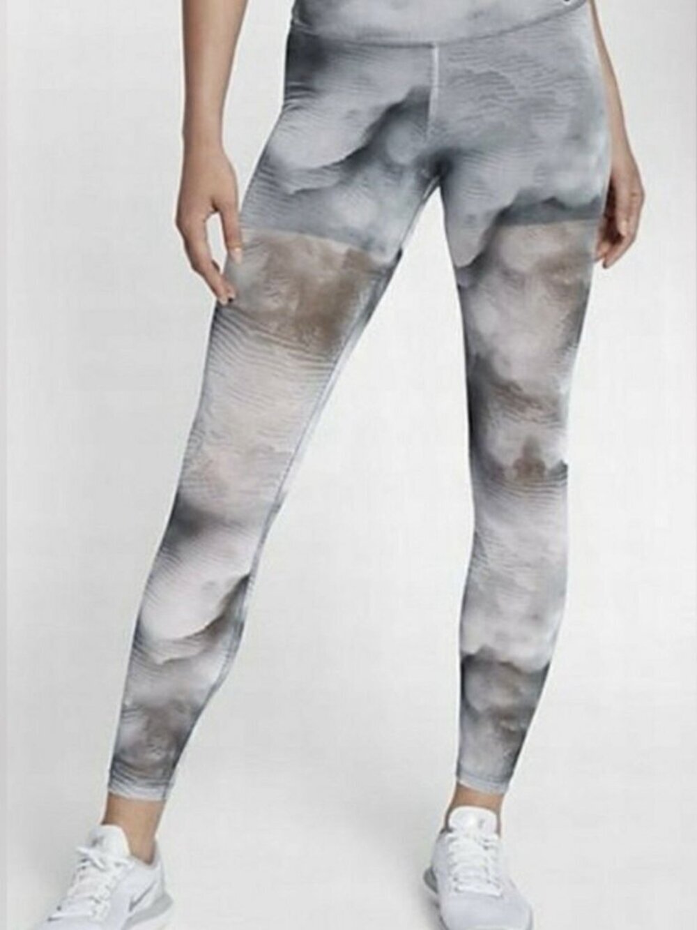 Nike Women's Power Legendary Printed Mid Rise Leggings Size XS 873067-010